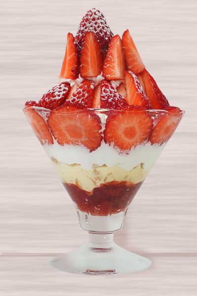 スペシャルイチゴパフェ